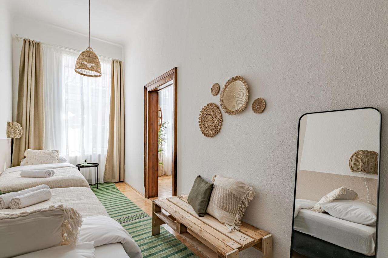 Blue Peace Downtown Apartment Budapest Bagian luar foto