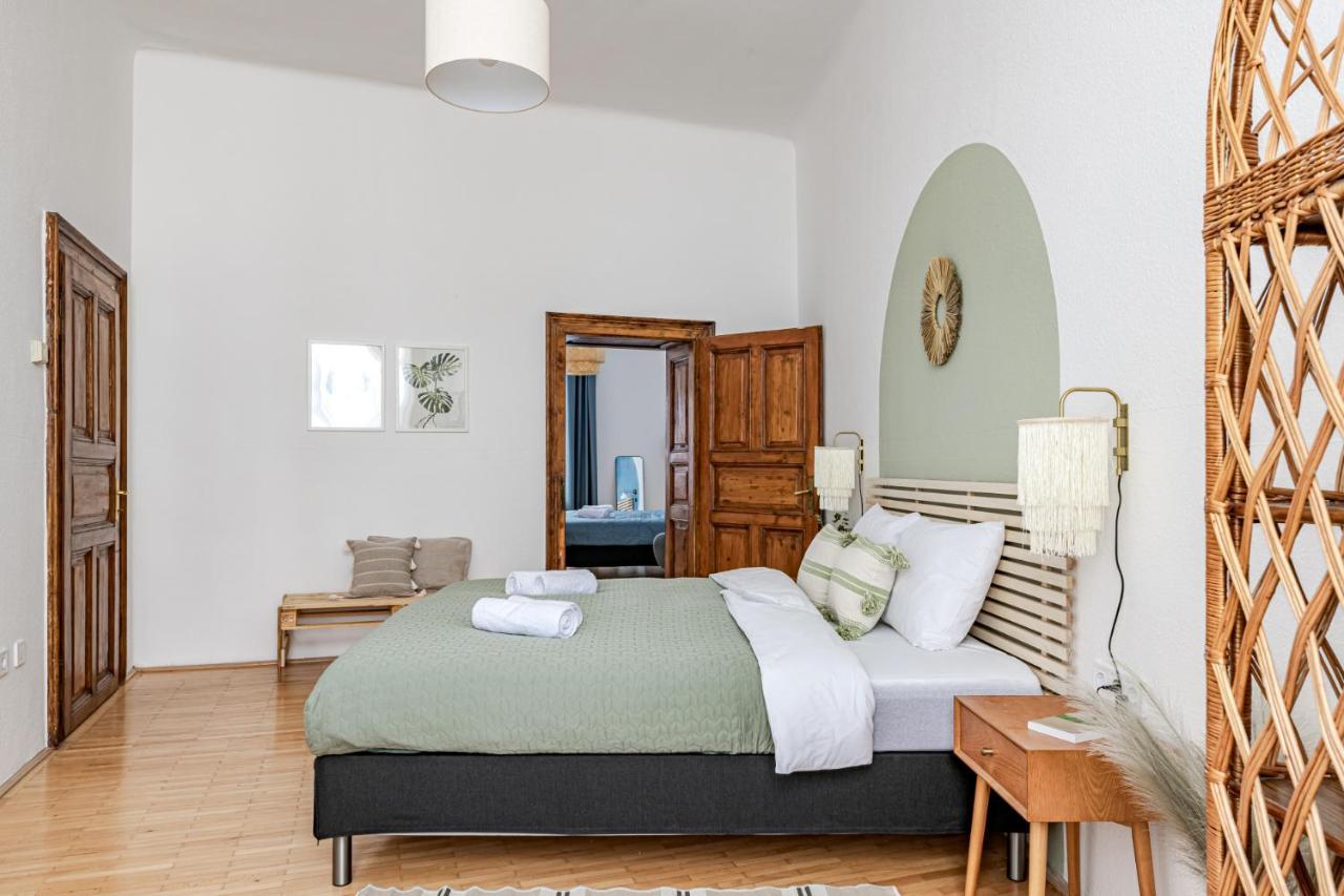 Blue Peace Downtown Apartment Budapest Bagian luar foto