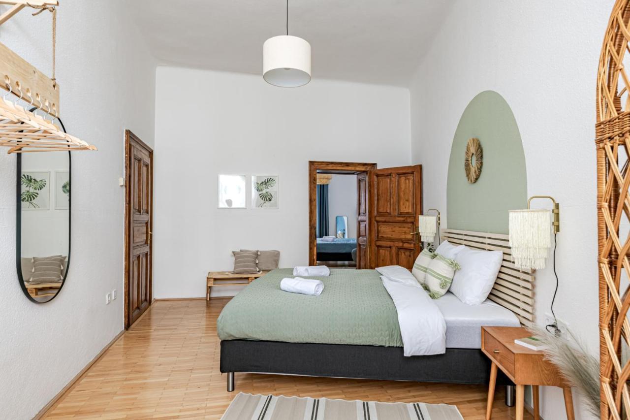Blue Peace Downtown Apartment Budapest Bagian luar foto