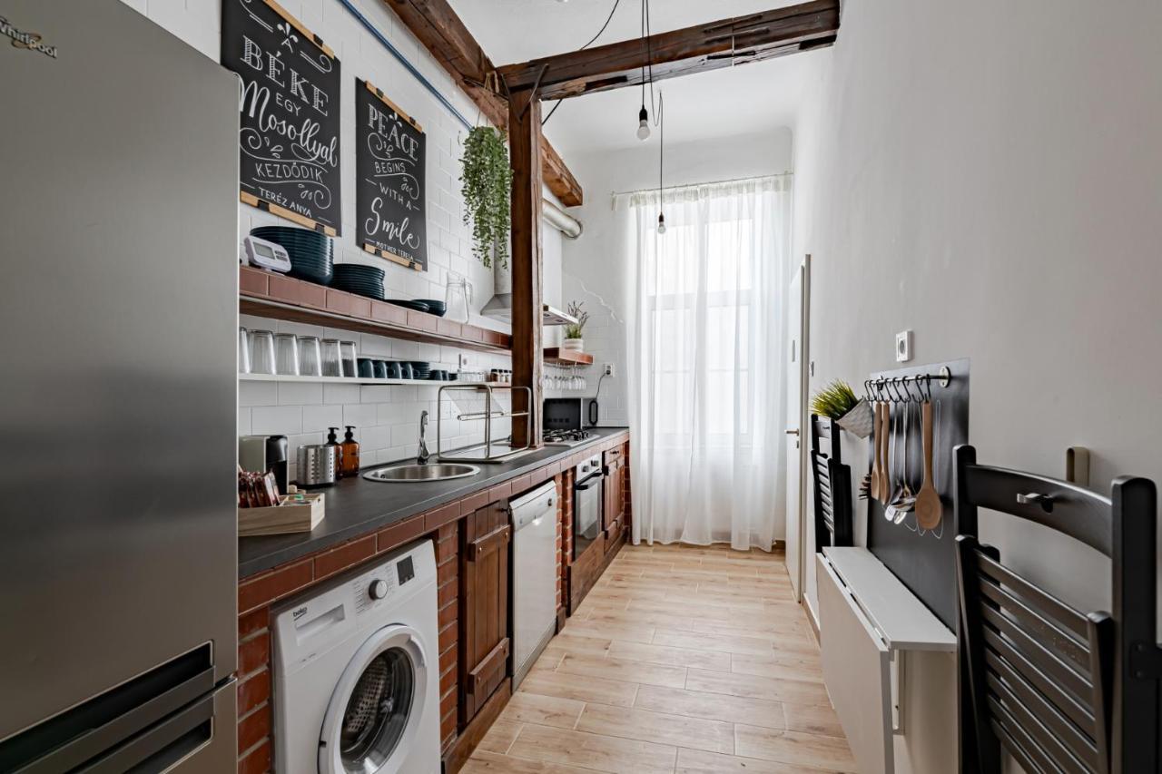 Blue Peace Downtown Apartment Budapest Bagian luar foto